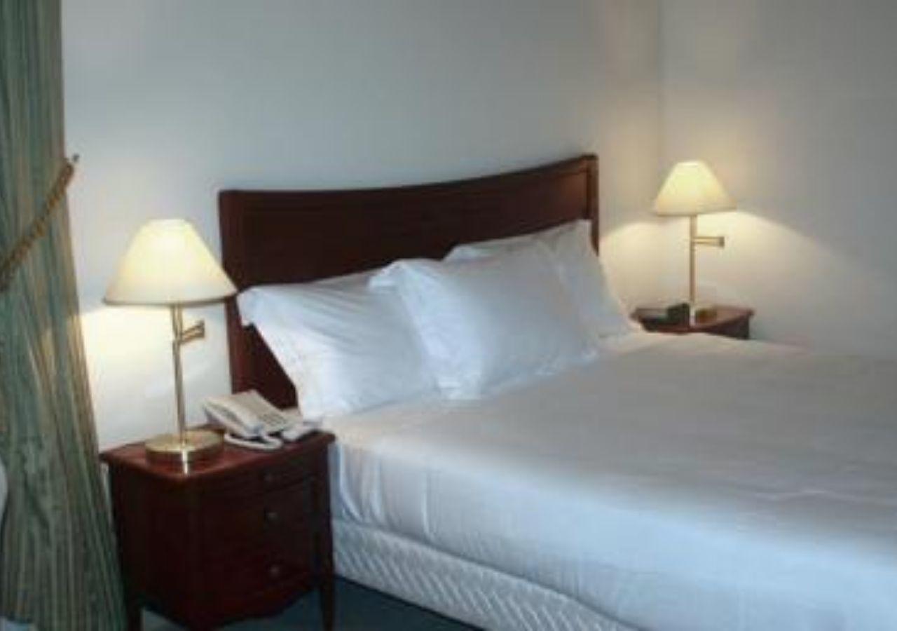Three Arms Hotel Lagos Esterno foto